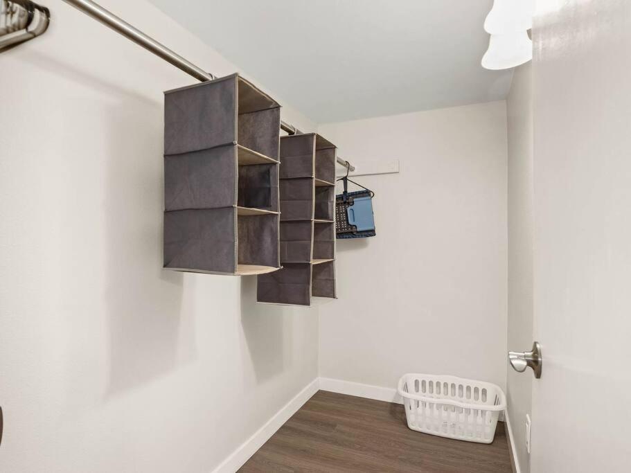 Ferienwohnung Elegant Richmond Gem Nestled Up To Hawthorne Blvd. Portland Exterior foto