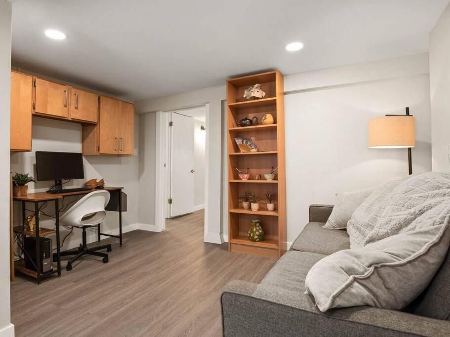 Ferienwohnung Elegant Richmond Gem Nestled Up To Hawthorne Blvd. Portland Exterior foto